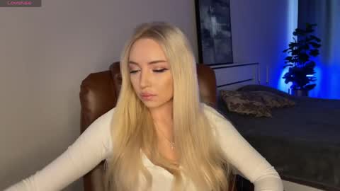 Emma online show from 05-06-26, 02:19