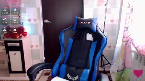 Snapshot of ohnata chatting on 02-18-25, 08:27 Eve every day Moscow time from 8 am to 16 pm online show from 02-18-25, 08:27