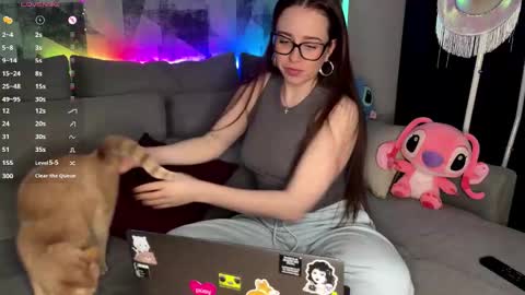 Snapshot of ohnicolle chatting on 11-15-25, 09:43 Nikki online show from 11-15-25, 09:43