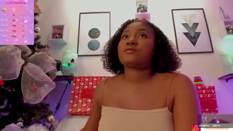 Snapshot of ohrianagibson chatting on 12-28-24, 01:29 g online show from 12-28-24, 01:29