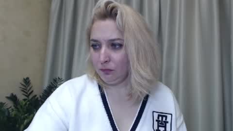 Iren online show from 12-15-24, 09:03