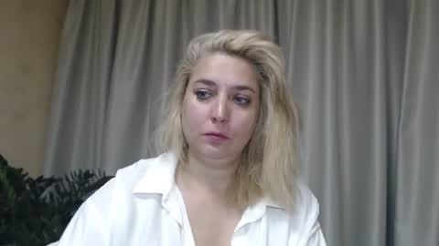 Iren online show from 09-17-25, 05:42