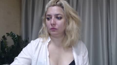 Iren online show from 09-25-25, 05:00