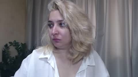 Iren online show from 09-27-25, 06:51