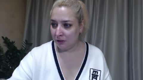 Iren online show from 11-22-25, 08:46