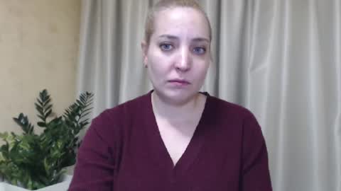 Mari online show from 01-14-25, 06:38