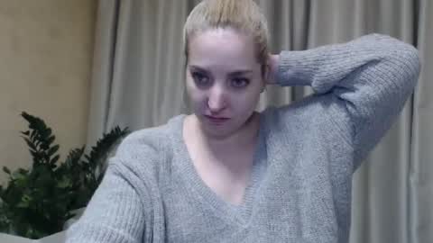 Mari online show from 03-01-25, 07:26