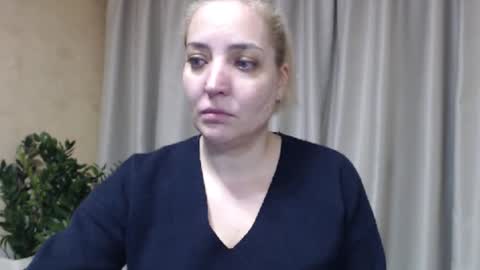 Mari online show from 01-19-26, 12:14