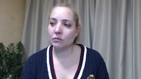 Mari online show from 03-24-26, 04:23