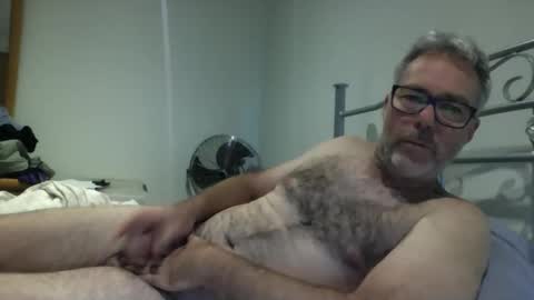 oiledcouple1 online show from 10-11-25, 11:53