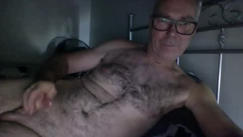 oiledcouple1 online show from 11-21-25, 11:20