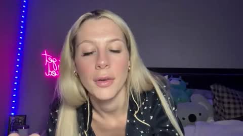 Snapshot of okchelsea chatting on 10-29-25, 12:24 okchelsea online show from 10-29-25, 12:24