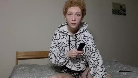 Ola dushek online show from 04-24-26, 04:42