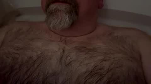 Snapshot of oldbones2 chatting on 01-12-26, 04:07 oldbones2 online show from 01-12-26, 04:07