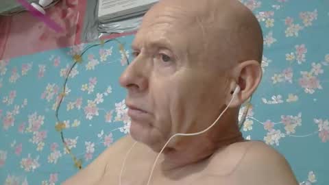 oldbuthorny62 online show from 05-03-26, 03:18