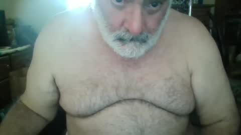 Snapshot of oldcockforyngladies chatting on 12-15-24, 01:54 oldcockforyngladies online show from 12-15-24, 01:54