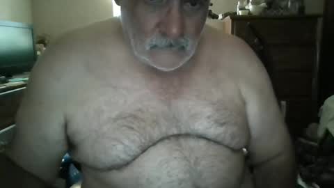 Snapshot of oldcockforyngladies chatting on 10-04-25, 02:59 oldcockforyngladies online show from 10-04-25, 02:59