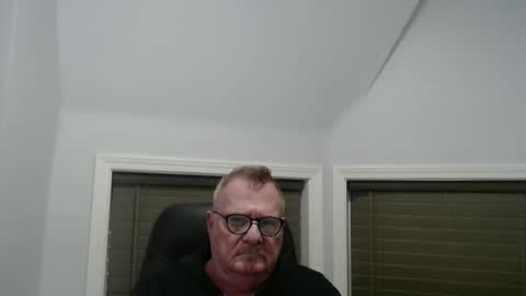 Snapshot of oldguybigd chatting on 12-22-25, 05:04 oldguybigd online show from 12-22-25, 05:04