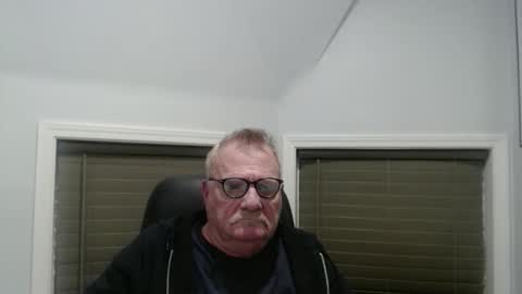 Snapshot of oldguybigd chatting on 01-08-26, 04:26 oldguybigd online show from 01-08-26, 04:26