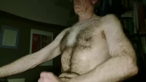 Snapshot of oldhairybastard chatting on 03-22-26, 11:08 oldhairybastard online show from 03-22-26, 11:08