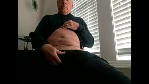 Snapshot of oldsubman chatting on 12-03-24, 01:54 oldsubman online show from 12-03-24, 01:54