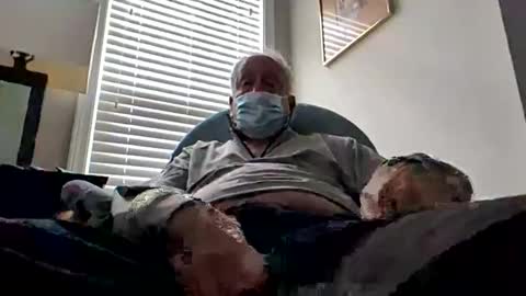 Snapshot of oldsubman chatting on 10-11-25, 04:05 oldsubman online show from 10-11-25, 04:05