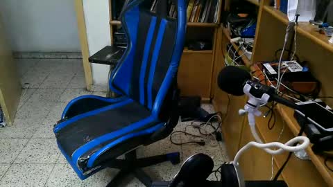 Snapshot of olegariooticario784770 chatting on 06-12-26, 04:55 olegariooticario784770 online show from 06-12-26, 04:55