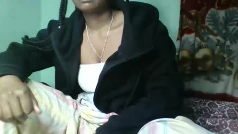 Snapshot of olgaaldy chatting on 09-28-25, 02:28 olgaaldy online show from 09-28-25, 02:28