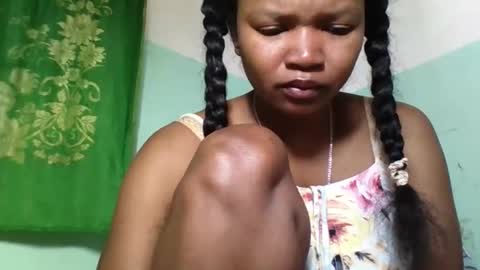 Snapshot of olgaaldy chatting on 10-10-25, 06:56 olgaaldy online show from 10-10-25, 06:56