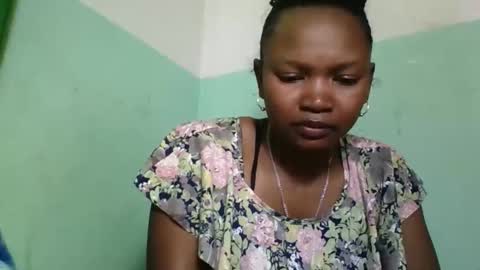 Snapshot of olgaaldy chatting on 10-12-25, 08:46 olgaaldy online show from 10-12-25, 08:46