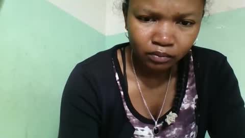 Snapshot of olgaaldy chatting on 10-21-25, 07:58 olgaaldy online show from 10-21-25, 07:58