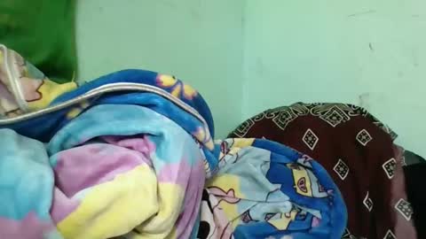 Snapshot of olgaaldy chatting on 10-28-25, 04:27 olgaaldy online show from 10-28-25, 04:27