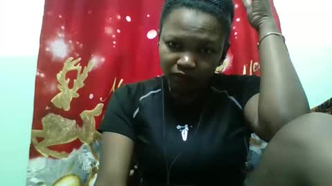 Snapshot of olgaaldy chatting on 11-18-25, 05:34 olgaaldy online show from 11-18-25, 05:34