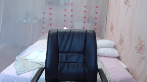 OlgaHottie online show from 09-20-25, 10:00