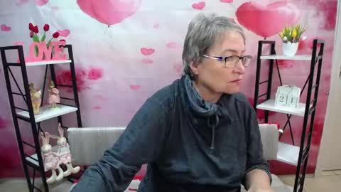 OlgaLuck online show from 04-21-26, 05:03