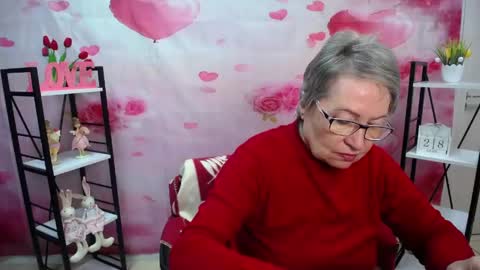 OlgaLuck online show from 04-28-26, 05:12