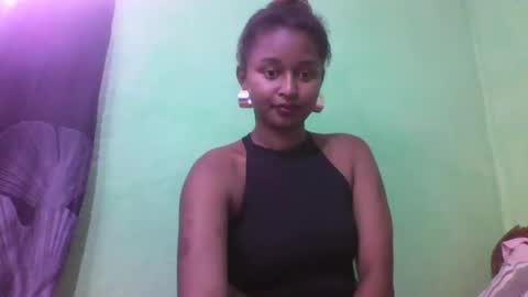 olinah610 online show from 10-30-25, 07:54