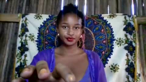 olinah610 online show from 05-13-26, 05:38