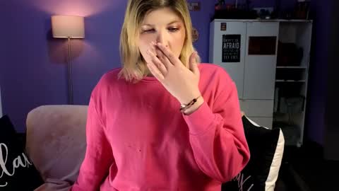 OliSunny Olivia online show from 03-20-26, 07:30