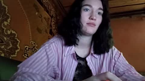 Snapshot of olivabibber chatting on 05-26-26, 11:17 Olivia online show from 05-26-26, 11:17
