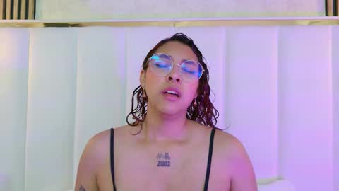 olive  online show from 10-07-25, 04:20