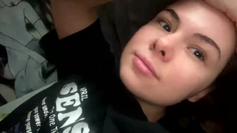 Snapshot of olivepeach chatting on 12-06-24, 09:32 Oil online show from 12-06-24, 09:32