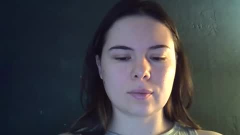 Snapshot of olivepeach chatting on 04-07-26, 08:26 Oil online show from 04-07-26, 08:26