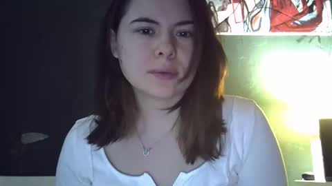 Snapshot of olivepeach chatting on 04-29-26, 12:31 Oil online show from 04-29-26, 12:31
