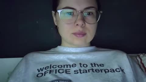 Snapshot of olivepeach chatting on 05-14-26, 08:54 Oil online show from 05-14-26, 08:54
