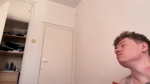 Oliver and Thomas online show from 09-15-25, 11:32