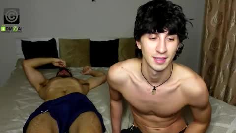 Oliver  Kaen online show from 10-26-25, 06:25