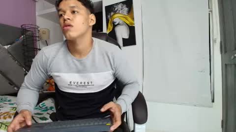 O L I V E R online show from 04-16-26, 01:50