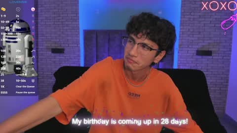 Oliver fast online show from 01-18-25, 01:40