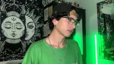 Oliver fast online show from 11-07-25, 01:38